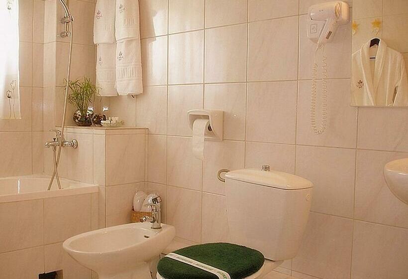 اتاق سوپریور, Villa Hotel Escala