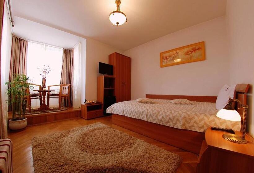 اتاق استاندارد, Villa Hotel Escala