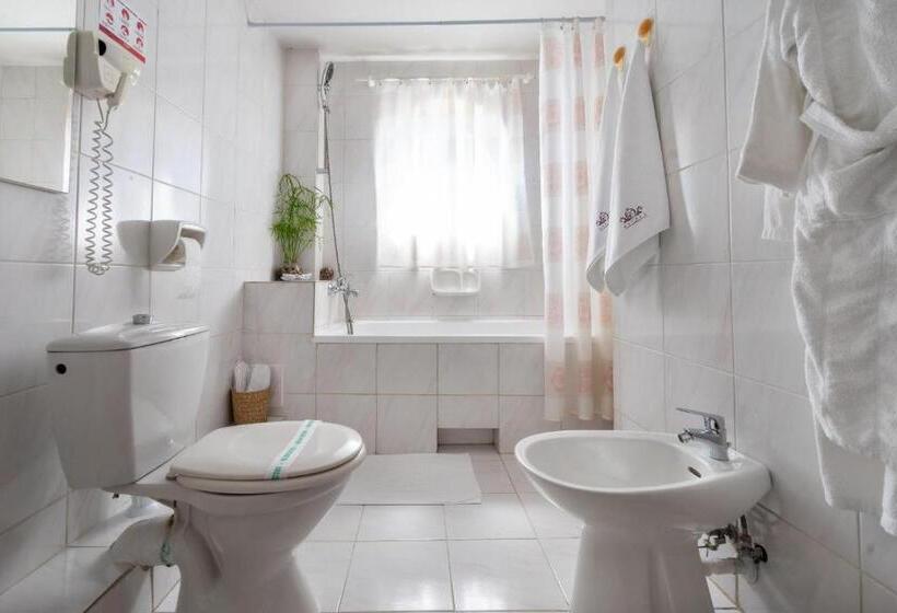 اتاق سوپریور, Villa Hotel Escala