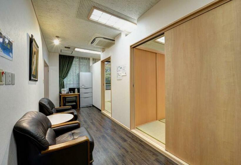 ルームシェアのワンベッド, Mizu No Kaori