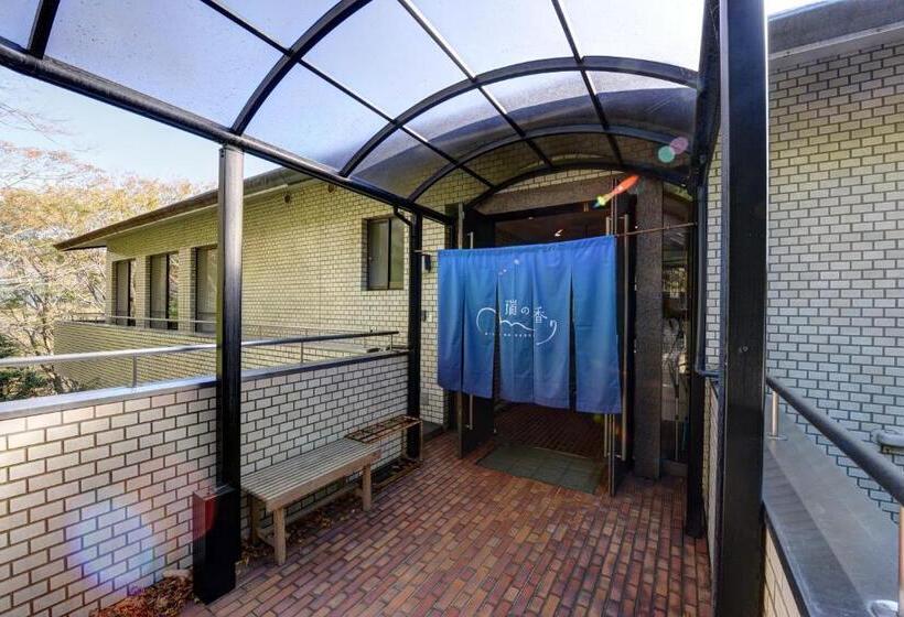 ルームシェアのワンベッド, Mizu No Kaori