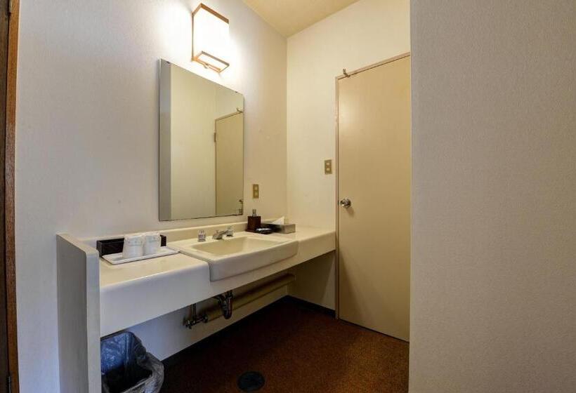 バスルーム共同エコノミー4人部屋, Mizu No Kaori