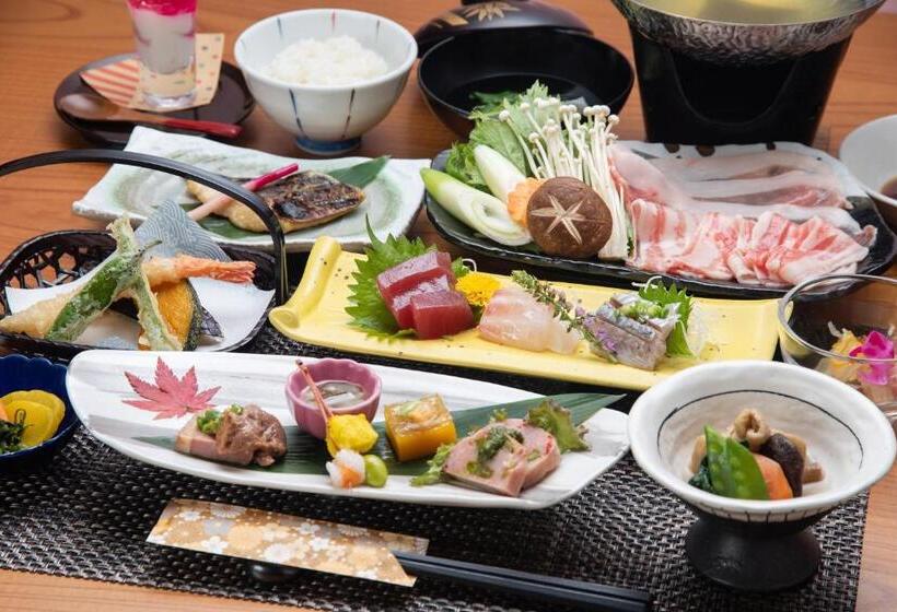 バスルーム共同エコノミー4人部屋, Mizu No Kaori