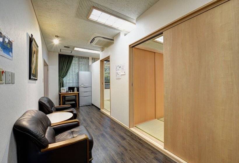 ルームシェアのワンベッド, Mizu No Kaori