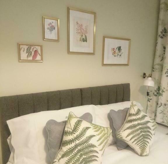 חדר סטנדרט, The Milford Arms