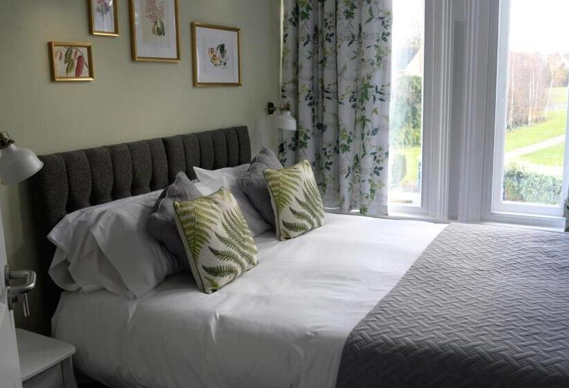 スタンダードルーム, The Milford Arms