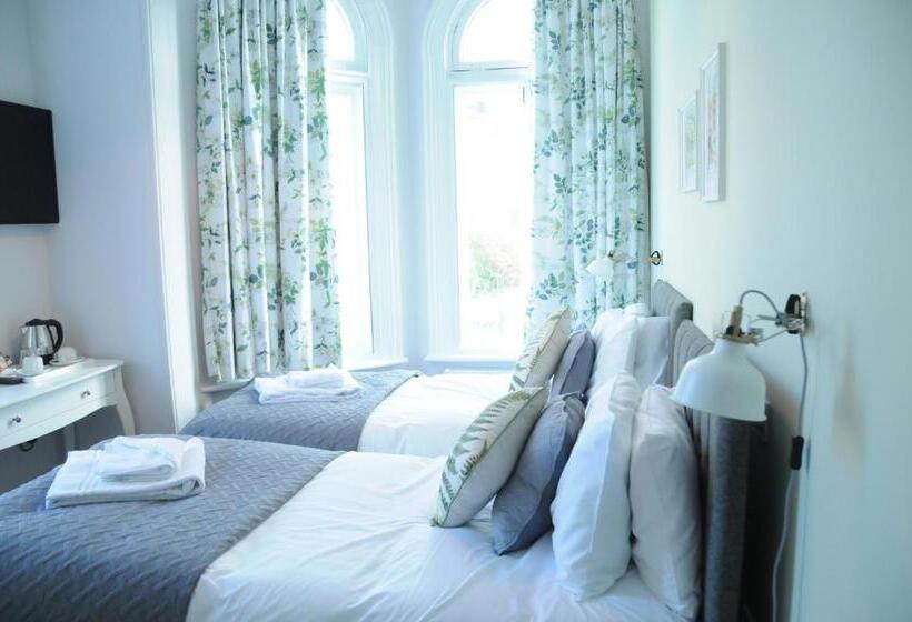 חדר סטנדרט, The Milford Arms