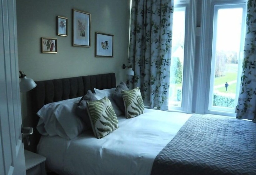 标准间, The Milford Arms