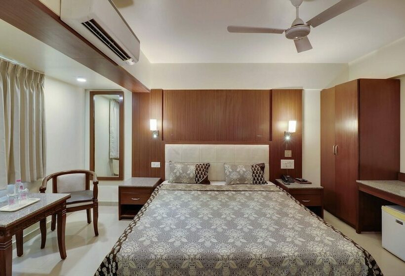 Deluxe Kamer, Centra