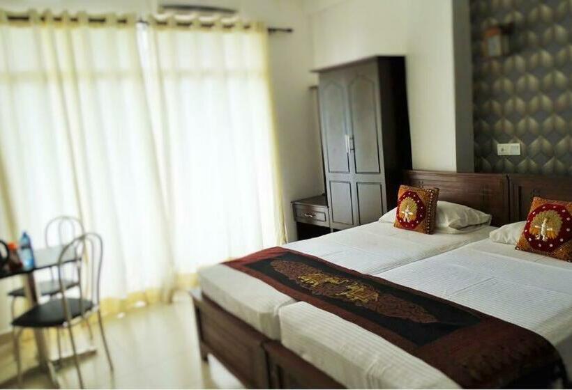 디럭스 룸, Kandy Supreme