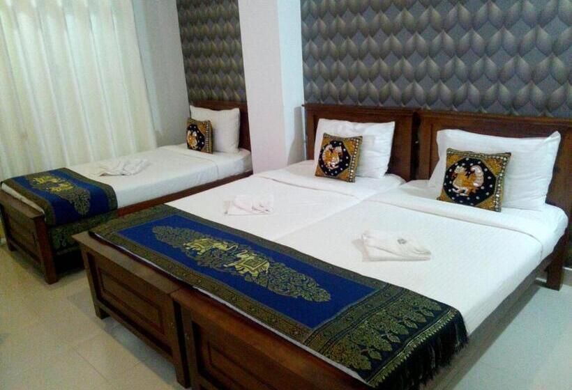 스탠다드 트리플 룸, Kandy Supreme