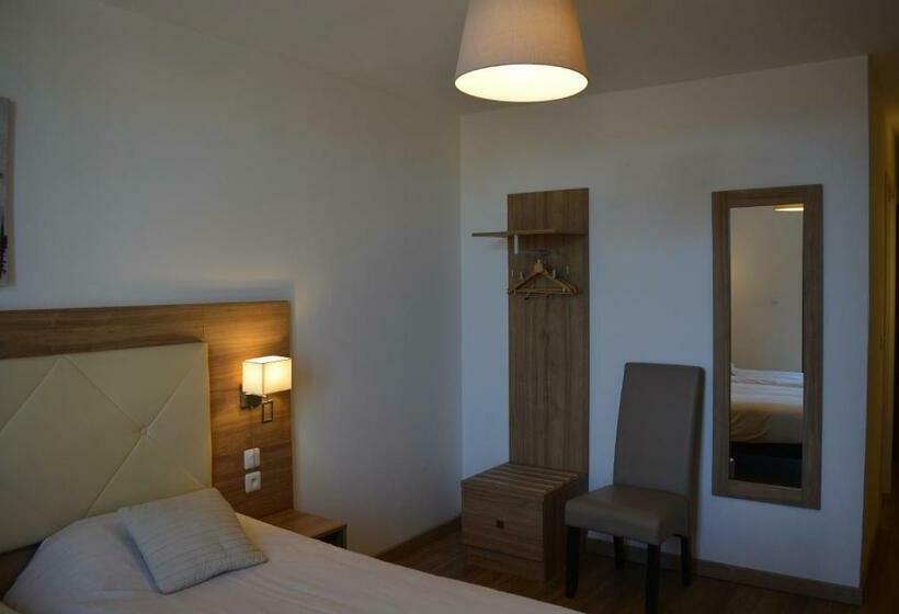 غرفة قياسية فردية, Le Grand Hôtel Molière