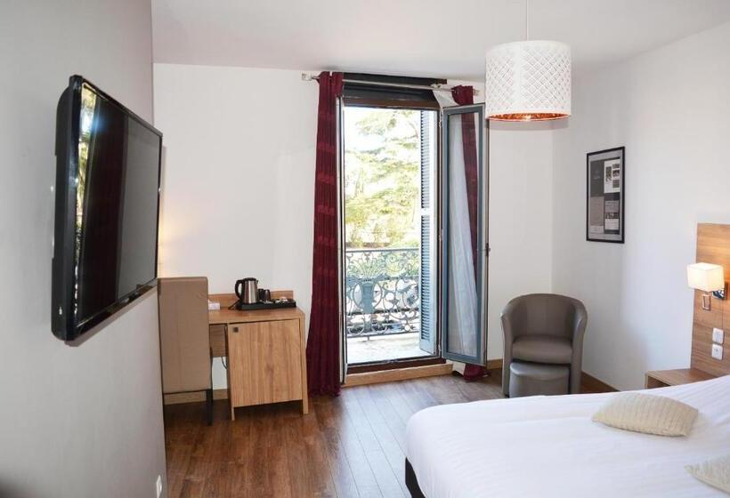 جناح, Le Grand Hôtel Molière