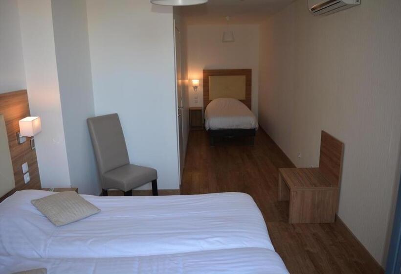 غرفة عائلية, Le Grand Hôtel Molière