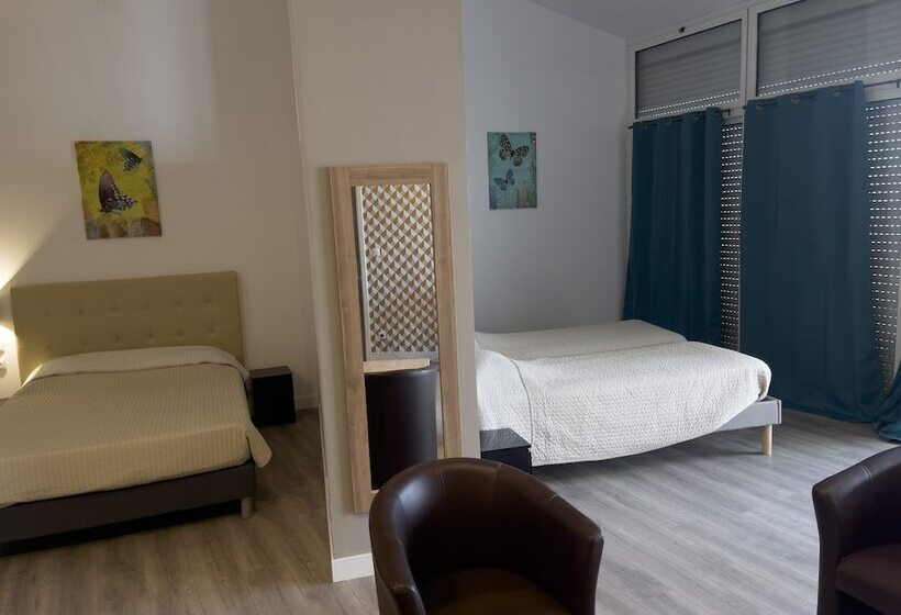 غرفة قياسية فردية, Le Grand Hôtel Molière