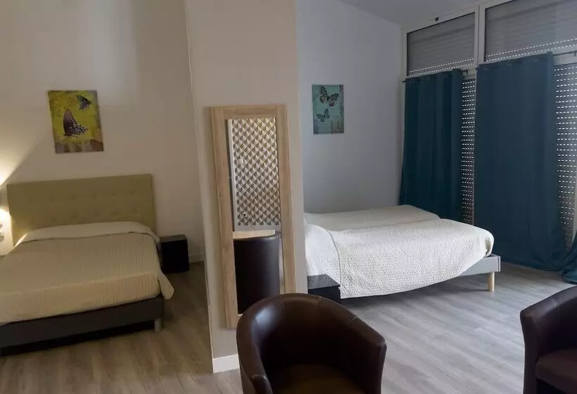 اتاق استاندارد یک نفره, Le Grand Hôtel Molière