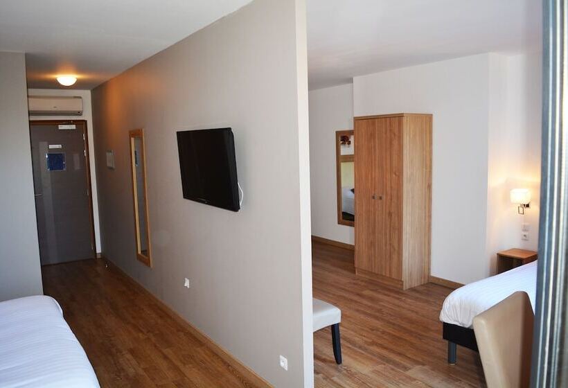 جناح, Le Grand Hôtel Molière