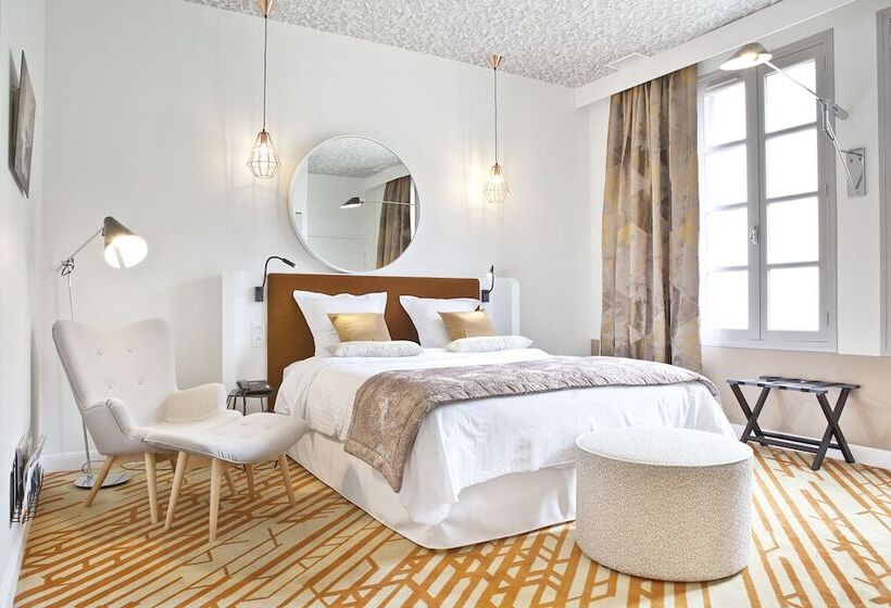 高级大房间, Le Saint Gelais