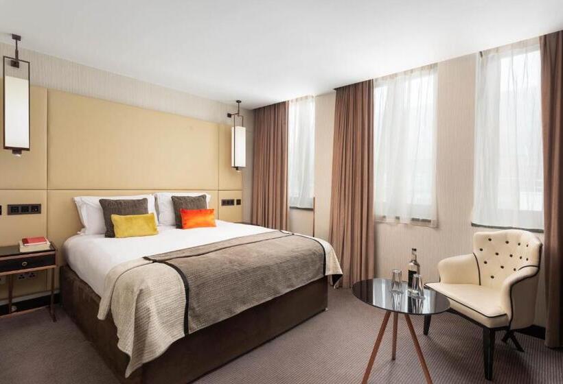 חדר קלאב, Montcalm Royal London House, London City