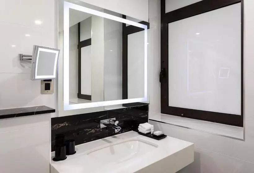 ジュニアスイート, Montcalm Royal London House, London City