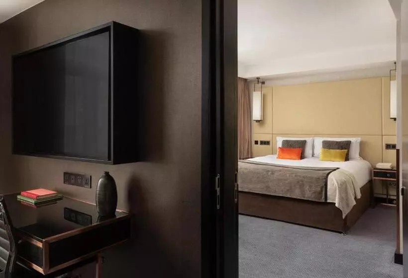スタンダード４人部屋, Montcalm Royal London House, London City