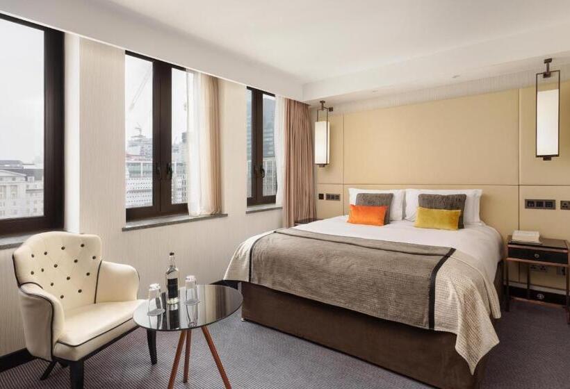 スタンダード４人部屋, Montcalm Royal London House, London City