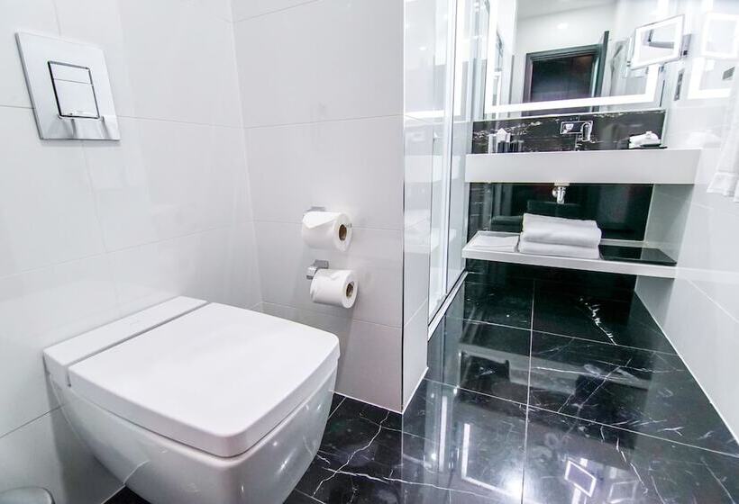 חדר דלוקס, Montcalm Royal London House, London City