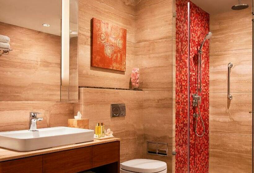 غرفة ديلوكس مطلة على المدينة, Taj Swarna, Amritsar