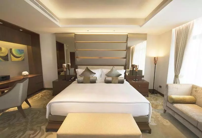 プレジデントスイートルーム, Taj Swarna, Amritsar