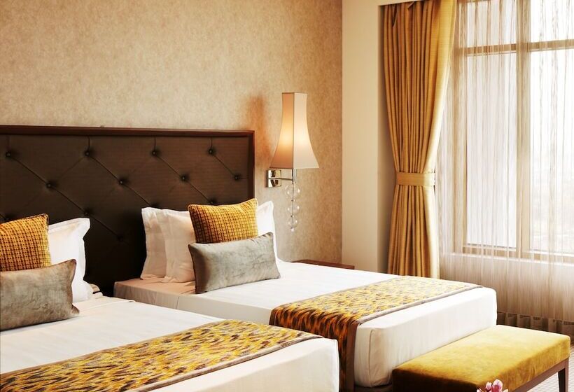 غرفة كلوب, Taj Swarna, Amritsar