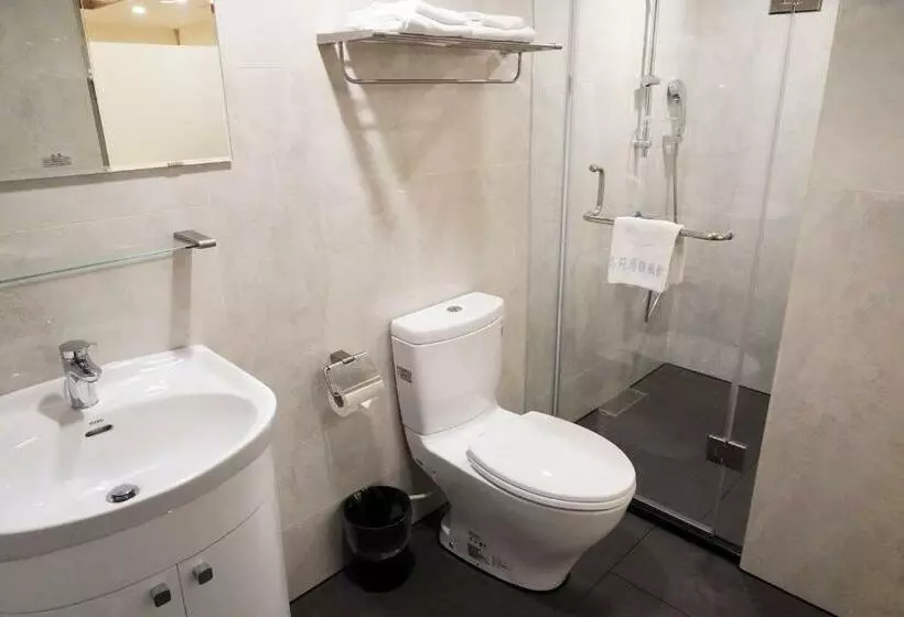 اتاق خانوادگی, Kao Yuan Hotel Zhong Zheng