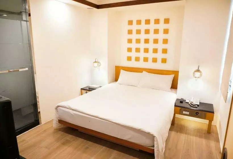 اتاق استاندارد, Kao Yuan Hotel Zhong Zheng