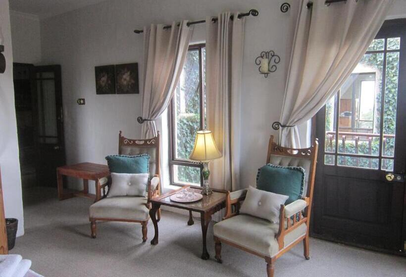 سوئیت با بالکن, Dio Dellamore Guest House