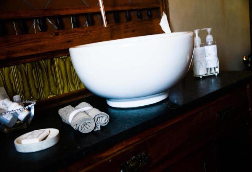 سوییت, Dio Dellamore Guest House