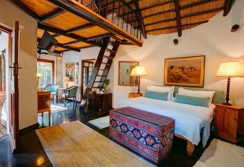 Люкс, Moontide Riverside Lodge