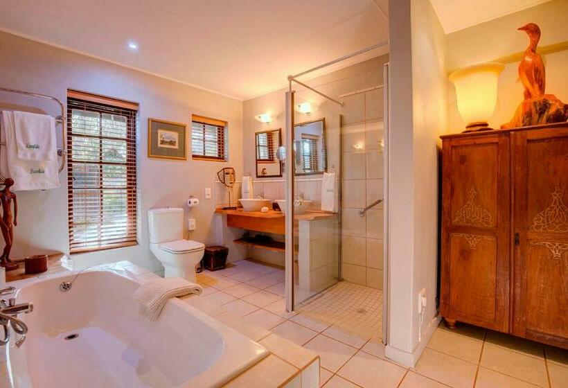 标准间, Moontide Riverside Lodge