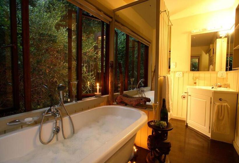 标准间, Moontide Riverside Lodge