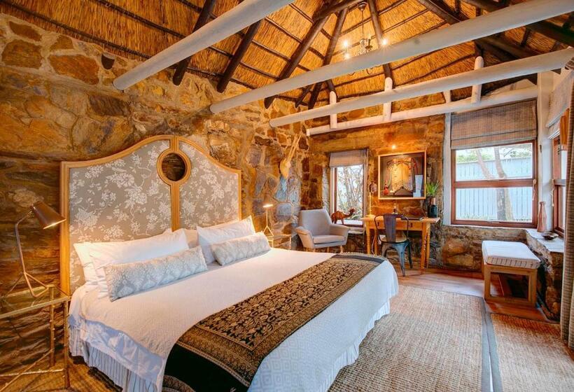 Номер Стандарт, Moontide Riverside Lodge
