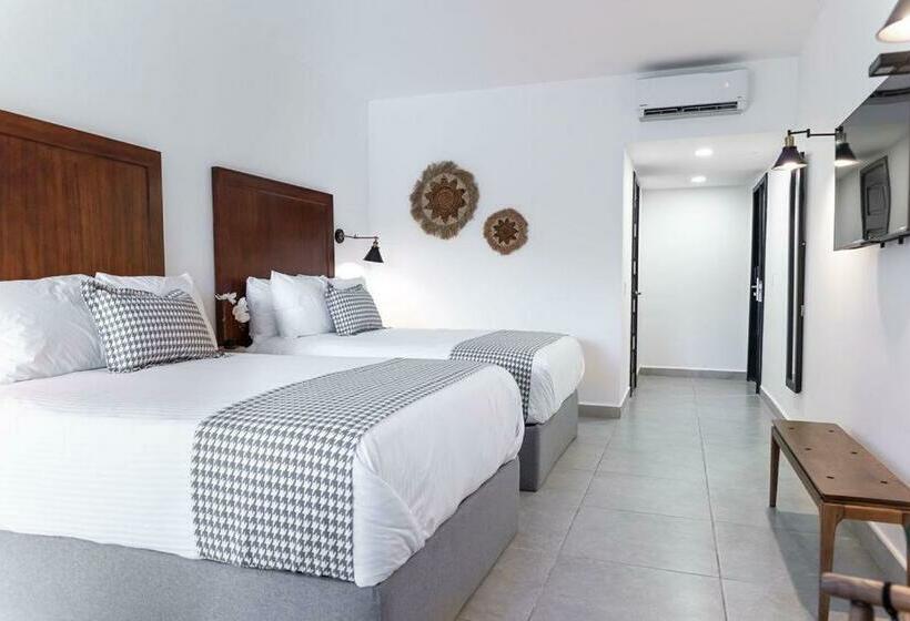 غرفة قياسية مطلّة علي البحيرة, Vista Lago