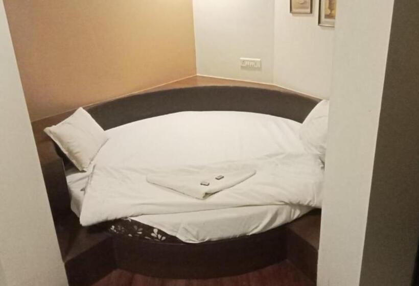 اتاق استاندارد, Bandra Residency,mumbai