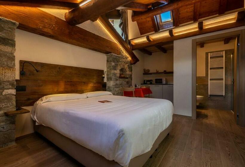 غرفة قياسية مزوَّدة بشُرفة, Eco Dimora Baltea   Affittacamere Al Verde Villaggio Di Rumiod