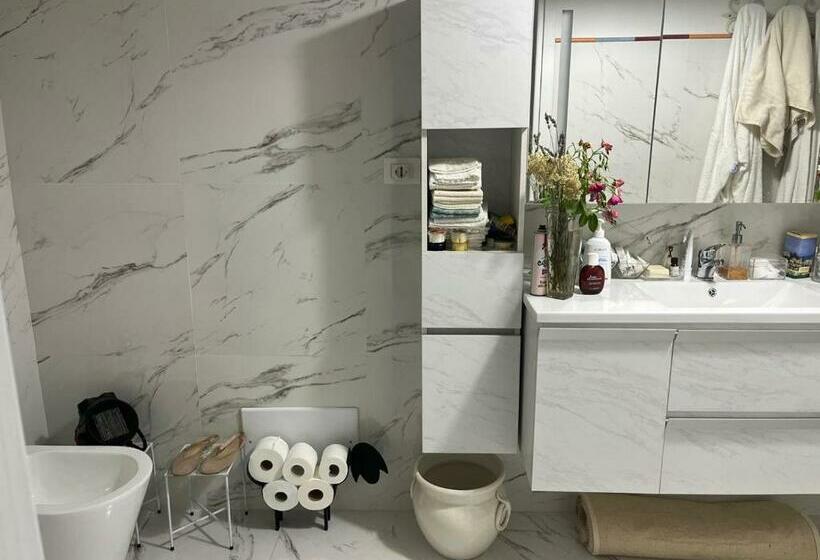 חדר סטנדרט, Nuoro Suite