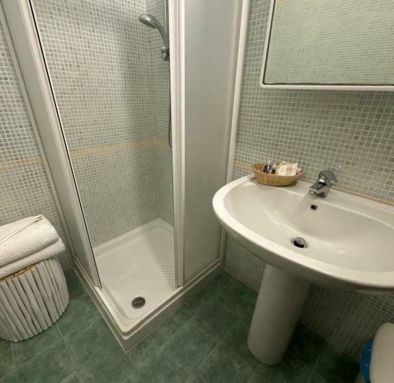 Pokój Standard, Torre Saetta