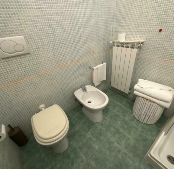 Pokój Standard Jednoosobowy, Torre Saetta