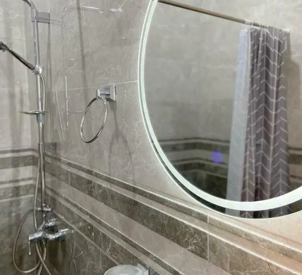 Classic Kolmen Hengen Huone, Yeghevni Guest House In Odzun