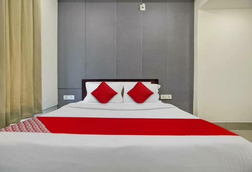 트리플 클래식 룸, Oyo Flagship Inder Guest House