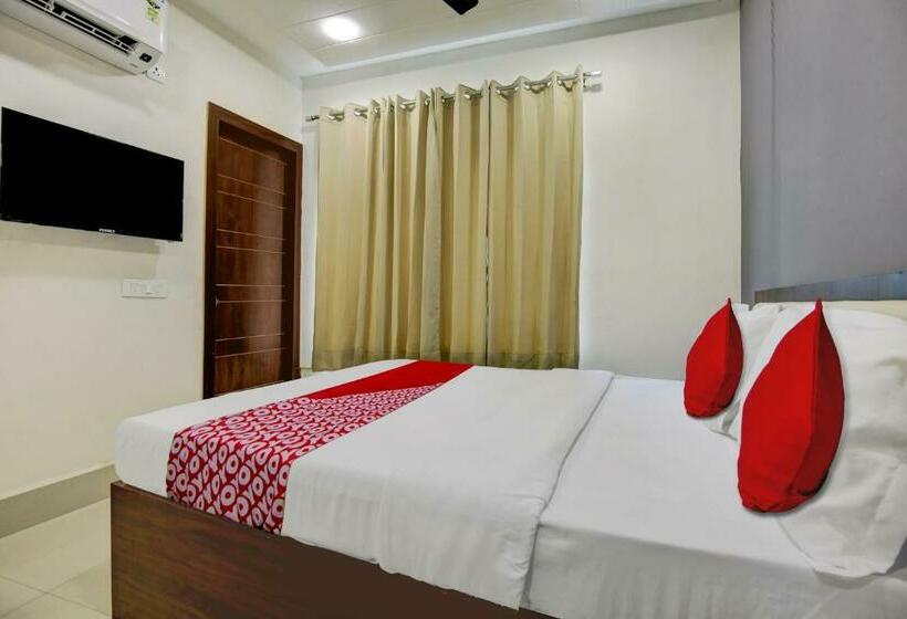 Трехместный Номер Классика, Oyo Flagship Inder Guest House