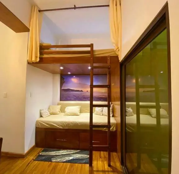 سوییت خانوادگی, Manteña Boutique