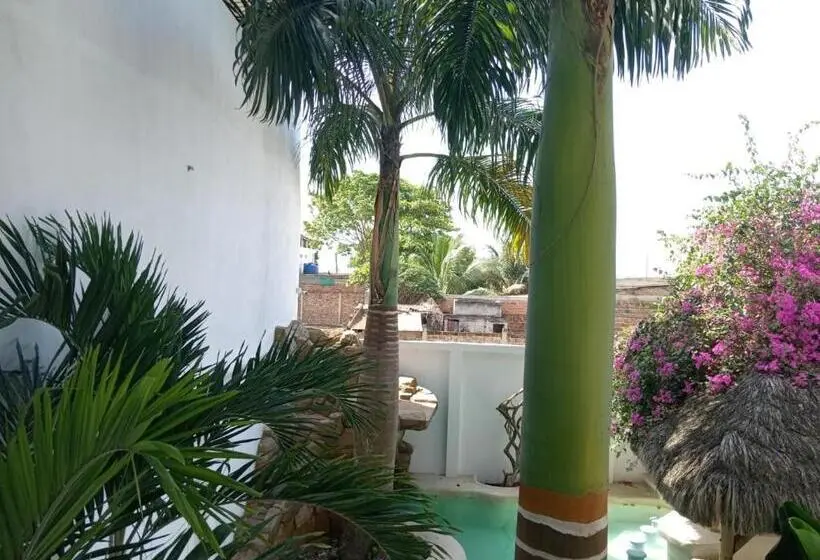 اتاق لوکس با بالکن, Manteña Boutique