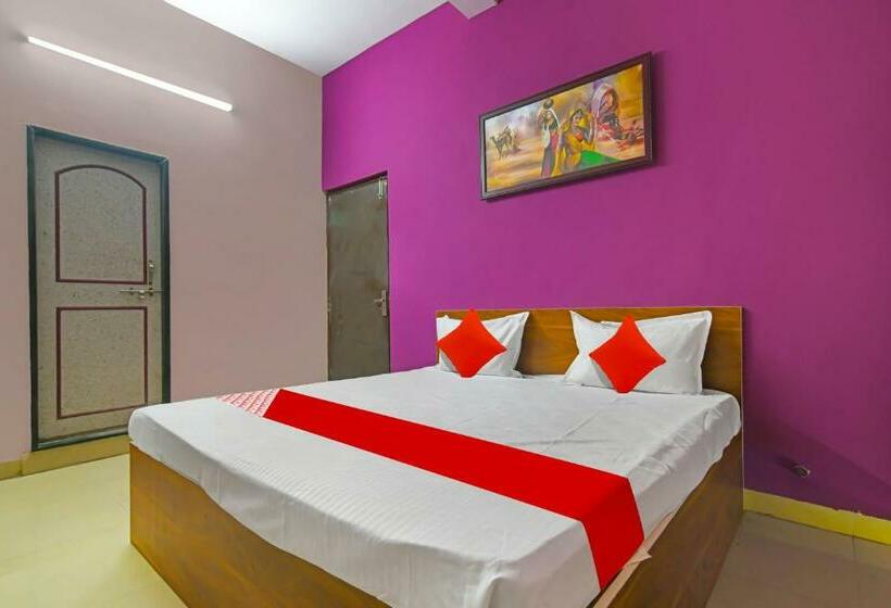 Triple Classic Room, Oyo Flagship Hotel Gento